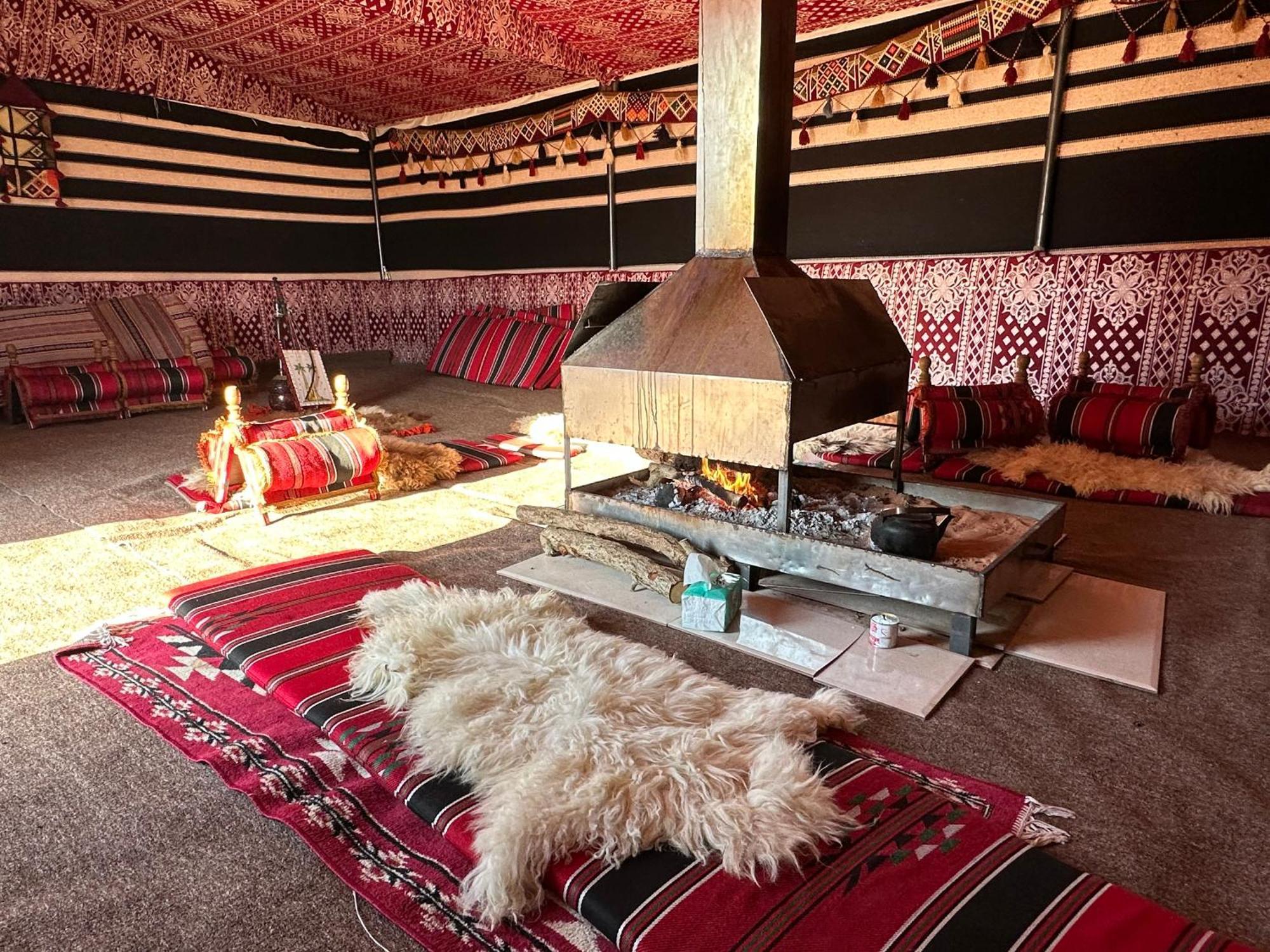 Wadi Rum Magic Camp Buitenkant foto