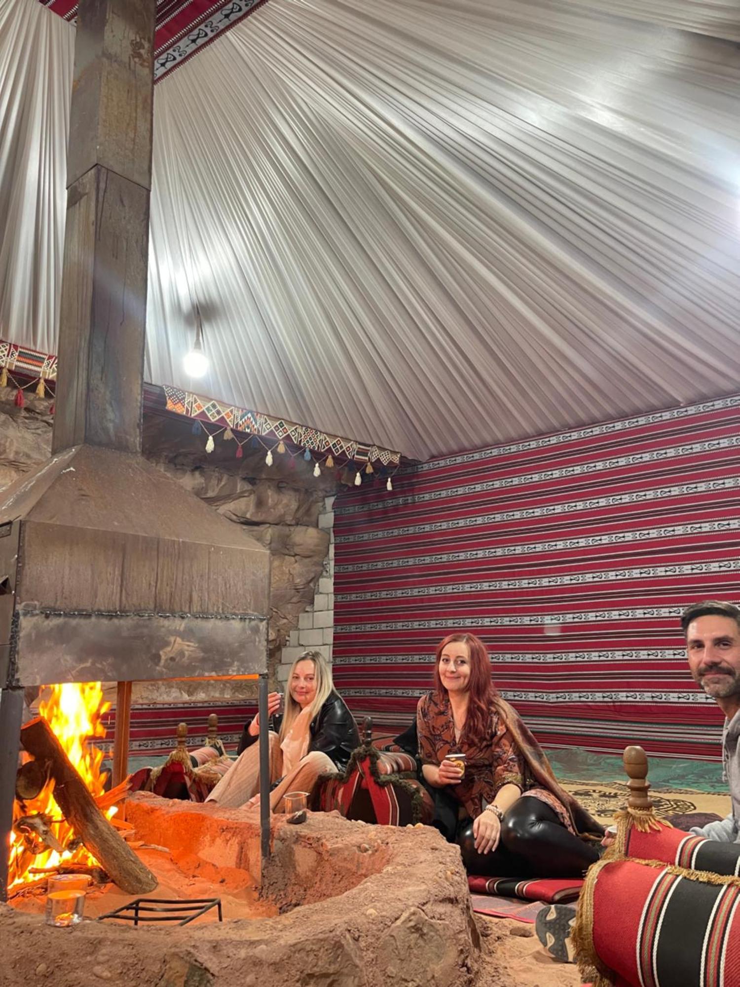 Wadi Rum Magic Camp Buitenkant foto